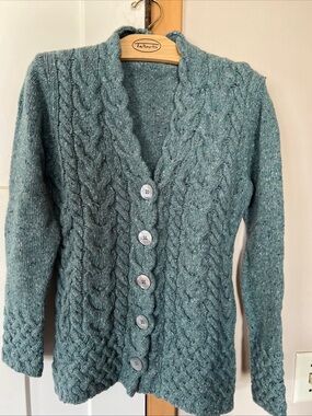 Ireland’s Eye Teal Heather Cable-Knit Button Cardigan